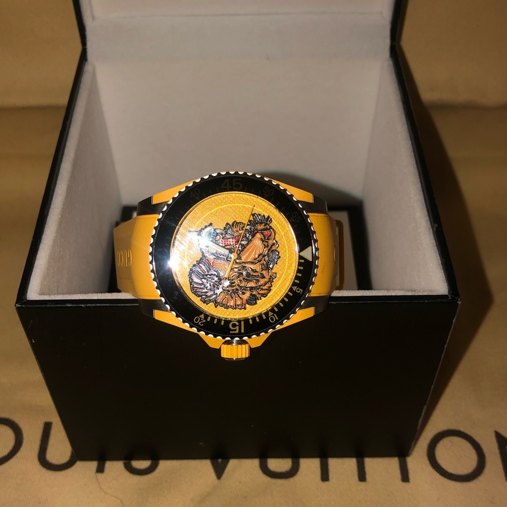 Gucci watch